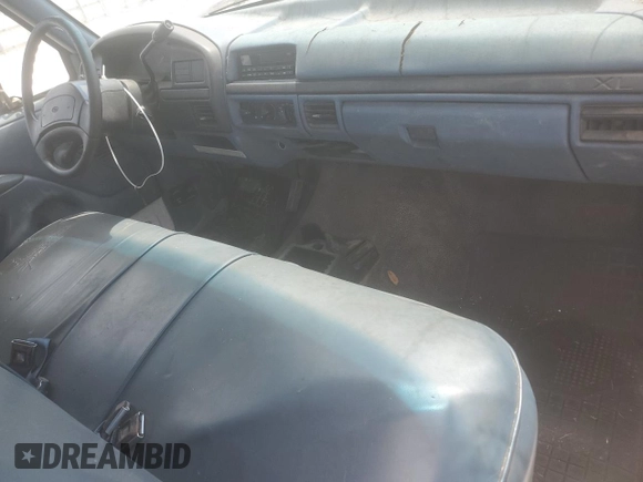 1996 Ford F-250 with VIN 1FTHX25HXTEA92699, listed as a Copart auction lot 58211345 with 396,760 mi miles and Clean title. Bid and sale history available at DreamBid. Image 8.