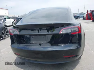 2023 Tesla Model 3 z VIN 5YJ3E1EAXPF604916, wystawiony jako IAAI lot #42461640 z przebiegiem 28 123 mil mil oraz . Historia ofert i sprzedaży dostępna na DreamBid. Obrazek 17.