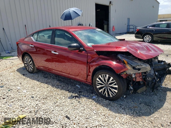 2025 Nissan Altima SV with VIN 1N4BL4DV8SN306940, listed as a Copart auction lot 54752565 with 11,081 mi miles and Salvage Title. Bid and sale history available at DreamBid. Image 4.