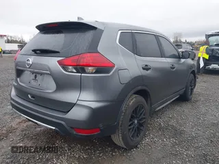 2017 Nissan Rogue SV with VIN KNMAT2MT0HP545534, listed as a IAAI auction lot 41906132 with 129,679 mi miles. Bid and sale history available at carsss.com. Image 4.