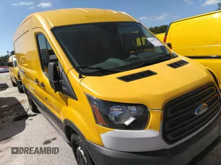2018 Ford Transit z VIN 1FTYR2CMXJKB45362, wystawiony jako IAAI lot #35823722 z przebiegiem 247 767 mil mil oraz . Historia ofert i sprzedaży dostępna na DreamBid. Obrazek 1.