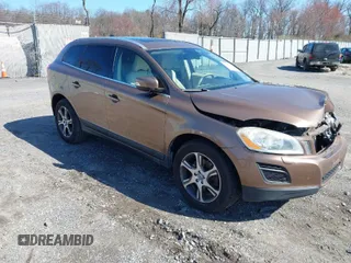 2011 Volvo XC60 3.0T с VIN YV4902DZ3B2180784, выставлен на аукционе IAAI как лот 41845267 с пробегом 111 249 миль миль и . История ставок и продаж доступна на DreamBid. Изображение 1.