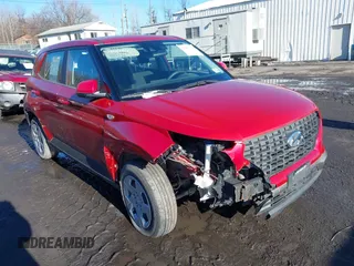 2020 Hyundai Venue SE z VIN KMHRB8A30LU032139, wystawiony jako IAAI lot #41107703 z przebiegiem 54 416 mil mil oraz . Historia ofert i sprzedaży dostępna na DreamBid. Obrazek 1.