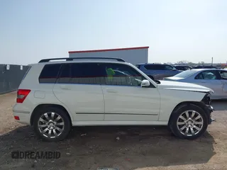 2011 Mercedes-Benz GLK 350 with VIN WDCGG5GB5BF527010, listed as a IAAI auction lot 41918859 with 127,012 mi miles and . Bid and sale history available at DreamBid. Image 14.
