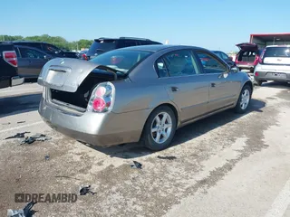 2005 Nissan Altima S z VIN 1N4AL11D05C281697, wystawiony jako IAAI lot #42220810 z przebiegiem 104 047 mil mil oraz . Historia ofert i sprzedaży dostępna na DreamBid. Obrazek 4.