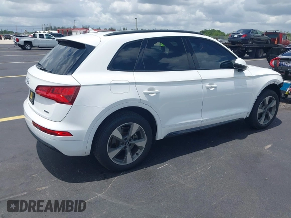 2020 Audi Q5 Premium with VIN WA1ANAFY4L2106527, listed as a IAAI auction lot 42451913 with 93,750 mi miles and . Bid and sale history available at DreamBid. Image 4.