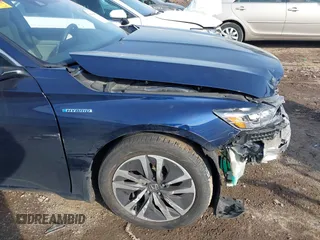 2019 Honda Accord with VIN 1HGCV3F18KA017689, listed as a IAAI auction lot 41030081 with 122,290 mi miles and . Bid and sale history available at DreamBid. Image 6.