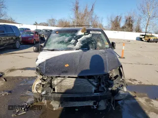 2015 Chrysler Town & Country Touring with VIN 2C4RC1BG8FR739999, listed as a Copart auction lot 45350415 with 133,664 mi miles and Salvage Title. Bid and sale history available at carsss.com. Image 5.