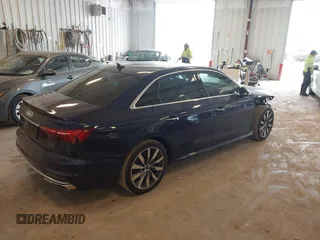 2023 Audi A4 Premium z VIN WAUABAF49PN011975, wystawiony jako IAAI lot #42298117 z przebiegiem 27 975 mil mil oraz . Historia ofert i sprzedaży dostępna na DreamBid. Obrazek 4.