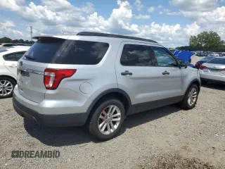 2017 Ford Explorer with VIN 1FM5K7B89HGE19622, listed as a Copart auction lot 62298555 with 129,863 mi miles and Clean title. Bid and sale history available at DreamBid. Image 3.
