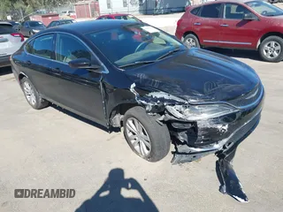 2015 Chrysler 200 Limited with VIN 1C3CCCAB4FN660435, listed as a IAAI auction lot 41630312 with 97,165 mi miles. Bid and sale history available at carsss.com. Image 1.