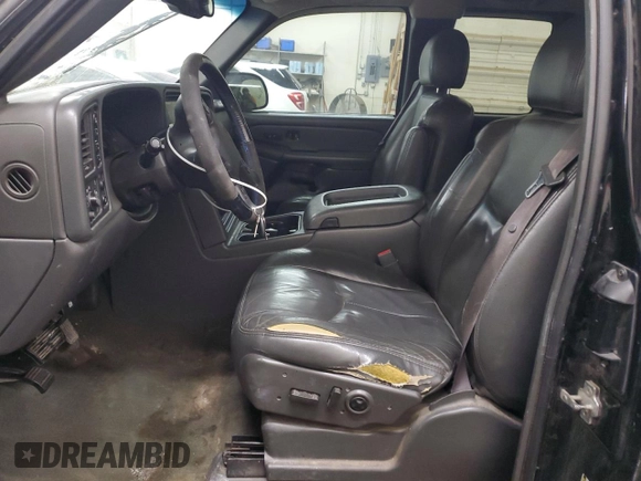 2005 Chevrolet Silverado 1500 Z71 with VIN 1GCEK19B95Z115287, listed as a Copart auction lot 44511215 with 224,632 mi miles and Salvage Title. Bid and sale history available at carsss.com. Image 7.