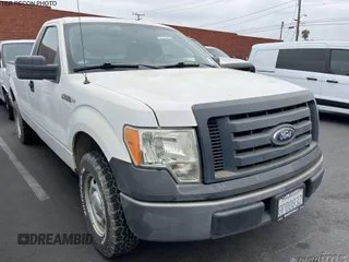2011 Ford F-150 XL с VIN 1FTPF1CF8BKD36098, выставлен на аукционе IAAI как лот 42649634 с пробегом 90 279 миль миль и . История ставок и продаж доступна на DreamBid. Изображение 1.