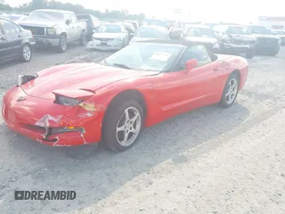 1998 Chevrolet Corvette with VIN 1G1YY32G7W5100799, listed as a IAAI auction lot 40437389 with 1 mi miles. Bid and sale history available at carsss.com. Image 2.