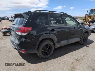 2023 Subaru Forester Wilderness z VIN JF2SKAMC5PH512685, wystawiony jako Copart lot #56369315 z przebiegiem 32 489 mil mil oraz Szkoda całkowita • Salvage title. Historia ofert i sprzedaży dostępna na DreamBid. Obrazek 3.