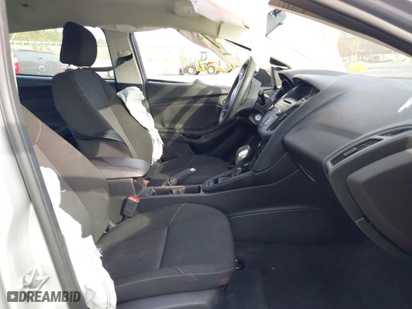 2017 Ford Focus SE with VIN 1FADP3F28HL300313, listed as a IAAI auction lot 41489278 with NaN miles. Bid and sale history available at carsss.com. Image 5.