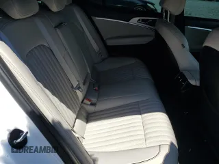 2023 Genesis G70 2.0T z VIN KMTG34TA2PU121330, wystawiony jako Copart lot #55718144 z przebiegiem 19 599 mil mil oraz Szkoda całkowita • Salvage title. Historia ofert i sprzedaży dostępna na DreamBid. Obrazek 11.
