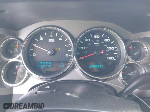 2009 Chevrolet Silverado 1500 LT with VIN 3GCEC23C89G108938, listed as a IAAI auction lot 42052075 with 189,957 mi miles. Bid and sale history available at carsss.com. Image 15.