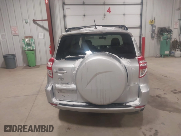 2009 Toyota RAV4 Ltd with VIN JTMBF31VX9D017204, listed as a IAAI auction lot 41630093 with 210,590 mi miles. Bid and sale history available at carsss.com. Image 16.