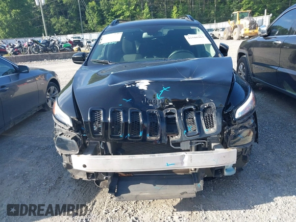 2018 Jeep Cherokee Latitude with VIN 1C4PJLCB0JD542574, listed as a IAAI auction lot 42506963 with 82,474 mi miles and . Bid and sale history available at DreamBid. Image 12.