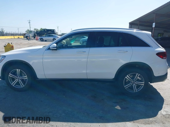 2021 Mercedes-Benz GLC 300 z VIN W1N0G8EB1MF885549, wystawiony jako IAAI lot #42086468 z przebiegiem 45 465 mil mil oraz . Historia ofert i sprzedaży dostępna na DreamBid. Obrazek 15.
