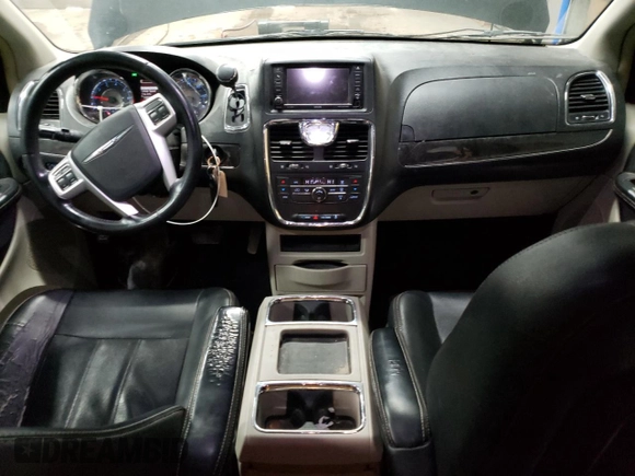 2014 Chrysler Town & Country Touring with VIN 2C4RC1BG0ER229189, listed as a Copart auction lot 54575745 with 210,261 mi miles and Clean Title. Bid and sale history available at carsss.com. Image 8.