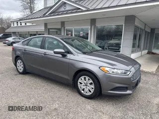 2013 Ford Fusion S with VIN 3FA6P0G76DR210414, listed as a IAAI auction lot 41981062 with 195,306 mi miles. Bid and sale history available at carsss.com. Image 1.