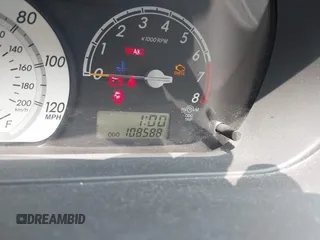2004 Scion xA z VIN JTKKT624X40065780, wystawiony jako IAAI lot #42383828 z przebiegiem 108 588 mil mil oraz . Historia ofert i sprzedaży dostępna na DreamBid. Obrazek 7.