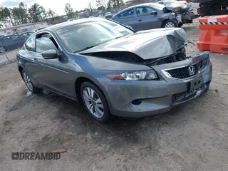 2009 Honda Accord EX z VIN 1HGCS12739A019304, wystawiony jako IAAI lot #41728355 z przebiegiem 136 191 mil mil oraz . Historia ofert i sprzedaży dostępna na DreamBid. Obrazek 1.
