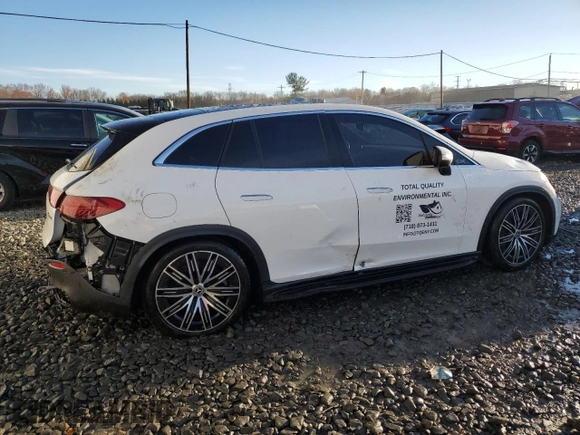 2023 Mercedes-Benz EQE 500 z VIN 4JGGM2CB0PA002097, wystawiony jako Copart lot #81299684 z przebiegiem 6 398 mil mil oraz Szkoda całkowita • Salvage title. Historia ofert i sprzedaży dostępna na DreamBid. Obrazek 3.