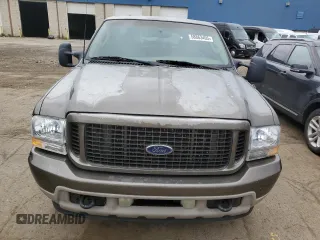2003 Ford Excursion Limited z VIN 1FMNU42P23EB56085, wystawiony jako Copart lot #58863405 z przebiegiem 251 772 mil mil oraz Tytuł czysty. Historia ofert i sprzedaży dostępna na DreamBid. Obrazek 5.