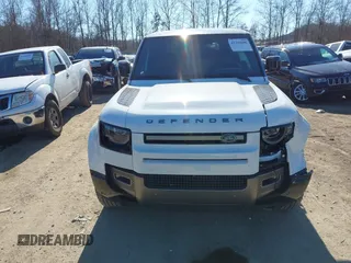 2024 Land Rover Defender X-Dynamic SE with VIN SALE27EU9R2302644, listed as a IAAI auction lot 41344698 with 12,688 mi miles and . Bid and sale history available at DreamBid. Image 12.