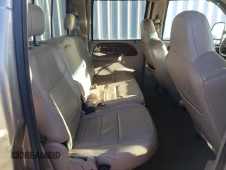 2004 Ford F-350 XL z VIN 1FTSW31P74EB59689, wystawiony jako Copart lot #87101184 z przebiegiem 240 134 mil mil oraz Szkoda całkowita • Salvage title. Historia ofert i sprzedaży dostępna na DreamBid. Obrazek 10.