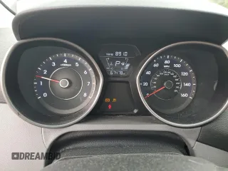 2015 Hyundai Elantra SE z VIN 5NPDH4AE1FH582987, wystawiony jako Copart lot #58307295 z przebiegiem 67 478 mil mil oraz Szkoda całkowita • Salvage title. Historia ofert i sprzedaży dostępna na DreamBid. Obrazek 9.