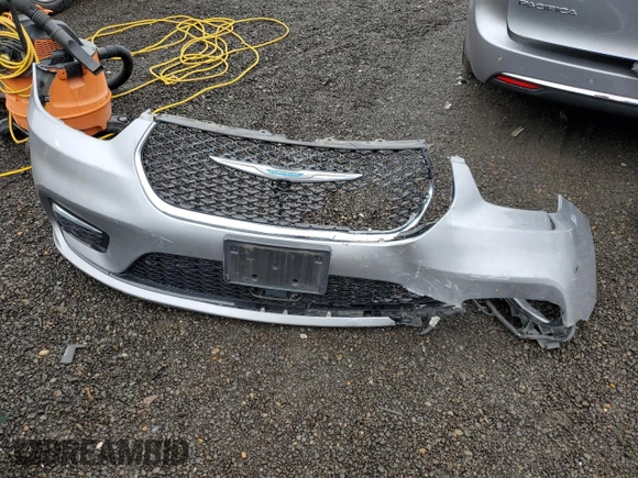 2021 Chrysler Pacifica Hybrid Limited z VIN 2C4RC1S72MR567076, wystawiony jako Copart lot #48532395 z przebiegiem 60 412 mil mil oraz Szkoda całkowita • Salvage title. Historia ofert i sprzedaży dostępna na DreamBid. Obrazek 13.