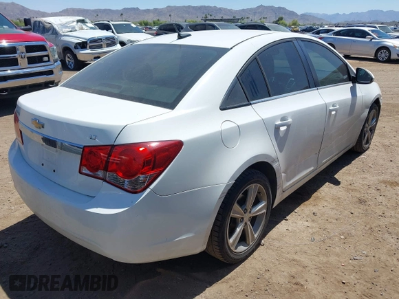 2014 Chevrolet Cruze 2LT z VIN 1G1PE5SB1E7231489, wystawiony jako IAAI lot #42299822 z przebiegiem 110 342 mil mil oraz . Historia ofert i sprzedaży dostępna na DreamBid. Obrazek 4.