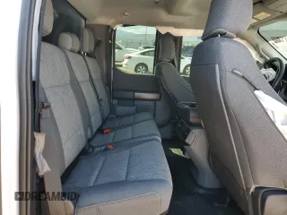 2022 Ford F-150 XL z VIN 1FTFX1E86NKD22373, wystawiony jako Copart lot #69963114 z przebiegiem 96 983 mil mil oraz Szkoda całkowita • Salvage title. Historia ofert i sprzedaży dostępna na DreamBid. Obrazek 10.