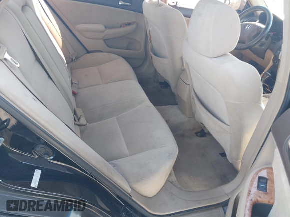 2005 Honda Accord EX z VIN 1HGCM56715A171751, wystawiony jako IAAI lot #41749592 z przebiegiem 166 393 mil mil oraz . Historia ofert i sprzedaży dostępna na DreamBid. Obrazek 8.