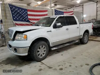 2006 Lincoln Mark LT with VIN 5LTPW18526FJ14796, listed as a Copart auction lot 52109324 with 229,601 mi miles and Salvage Title. Bid and sale history available at carsss.com. Image 1.