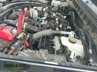 2022 Ford Bronco z VIN 1FMDE5CP2NLA82713, wystawiony jako IAAI lot #42977980 z przebiegiem 35 032 mil mil oraz . Historia ofert i sprzedaży dostępna na DreamBid. Obrazek 19.