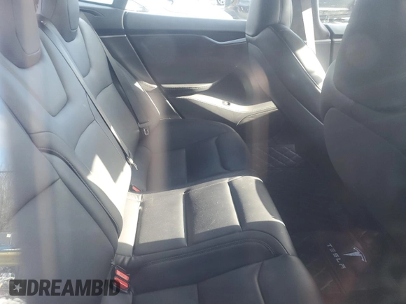2020 Tesla Model S Performance z VIN 5YJSA1E47LF402269, wystawiony jako Copart lot #88001975 z przebiegiem Nie podano mil oraz Szkoda całkowita • Salvage title. Historia ofert i sprzedaży dostępna na DreamBid. Obrazek 10.
