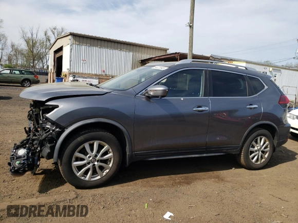 2018 Nissan Rogue SV with VIN KNMAT2MV6JP615917, listed as a Copart auction lot 54473945 with 141,941 mi miles and Salvage Title. Bid and sale history available at carsss.com. Image 1.