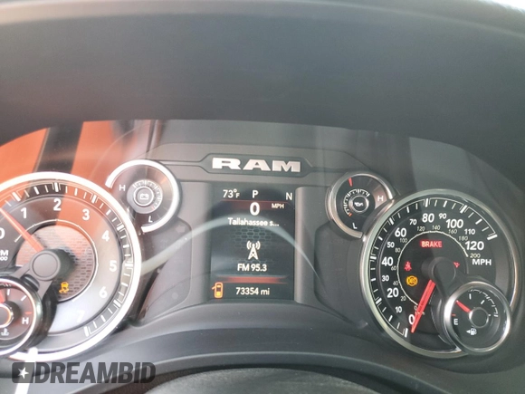 2021 Ram 1500 Big Horn z VIN 1C6RREFT1MN660589, wystawiony jako Copart lot #53296115 z przebiegiem 73 354 mil mil oraz Nie do naprawy • Non repairable. Historia ofert i sprzedaży dostępna na DreamBid. Obrazek 9.