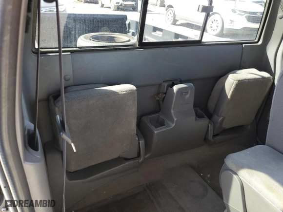 2002 Ford Ranger XL Fleet with VIN 1FTYR44UX2TA29455, listed as a Copart auction lot 46596235 with 115,901 mi miles and Salvage Title. Bid and sale history available at carsss.com. Image 10.