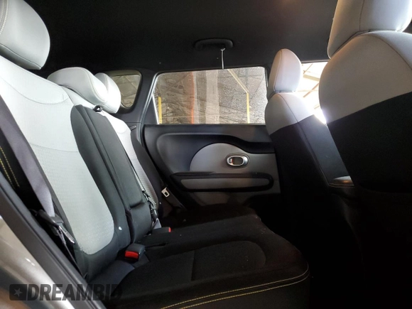 2016 Kia Soul + z VIN KNDJP3A53G7336013, wystawiony jako Copart lot #56074685 z przebiegiem 119 514 mil mil oraz Szkoda całkowita • Salvage title. Historia ofert i sprzedaży dostępna na DreamBid. Obrazek 10.