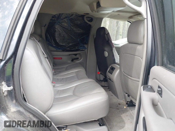 2006 Chevrolet Tahoe LS with VIN 1GNEC13T06J113532, listed as a IAAI auction lot 41955787 with 181,242 mi miles. Bid and sale history available at carsss.com. Image 8.