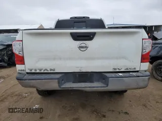 2017 Nissan Titan S z VIN 1N6AA1CJ3HN571103, wystawiony jako Copart lot #44697865 z przebiegiem 135 524 mil mil oraz Szkoda całkowita • Salvage title. Historia ofert i sprzedaży dostępna na DreamBid. Obrazek 6.