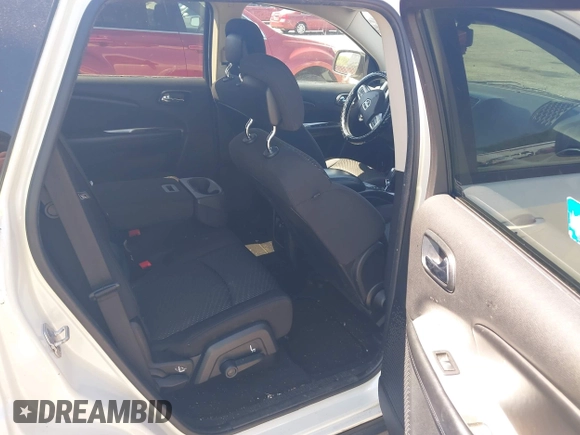 2014 Dodge Journey SE with VIN 3C4PDCAB9ET121415, listed as a IAAI auction lot 42138601 with 157,043 mi miles. Bid and sale history available at carsss.com. Image 8.