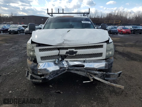 2013 Chevrolet Silverado 1500 LS with VIN 3GCPKREA8DG186967, listed as a Copart auction lot 42909045 with 200,928 mi miles and Salvage Title. Bid and sale history available at DreamBid. Image 5.