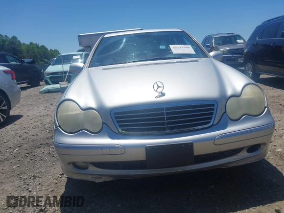 2004 Mercedes-Benz C 230 Kompressor with VIN WDBRF40J84F511575, listed as a IAAI auction lot 42133799 with 120,633 mi miles and . Bid and sale history available at DreamBid. Image 12.